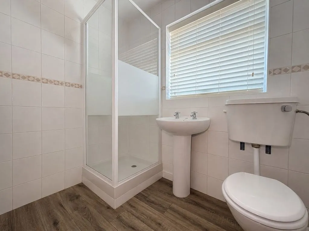 Telford Avenue, Great Wyrley, WS6, photo 12