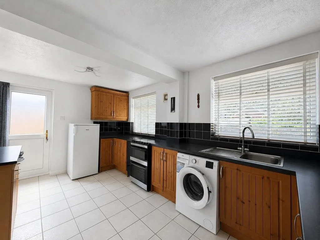 Telford Avenue, Great Wyrley, WS6, photo 7