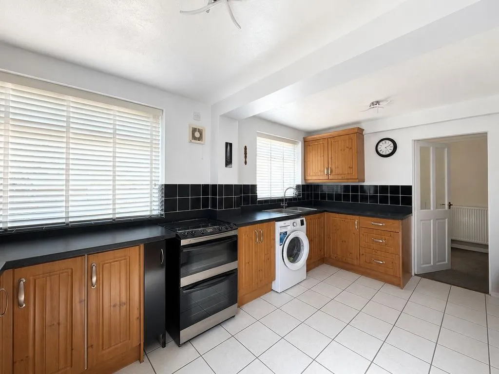 Telford Avenue, Great Wyrley, WS6, photo 8
