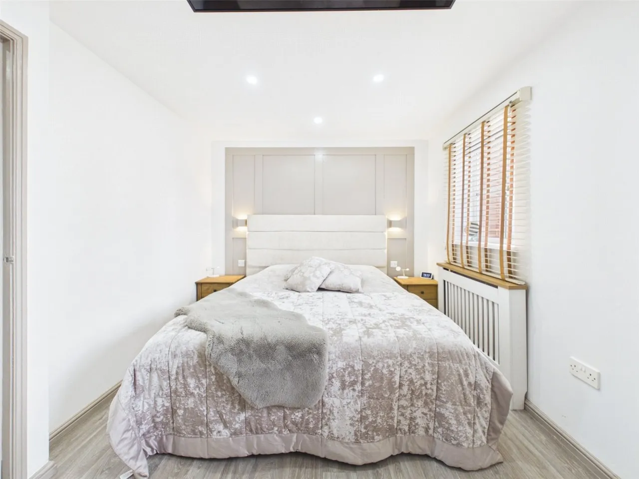 Dunedin Way, St. Georges, BS22, photo 16