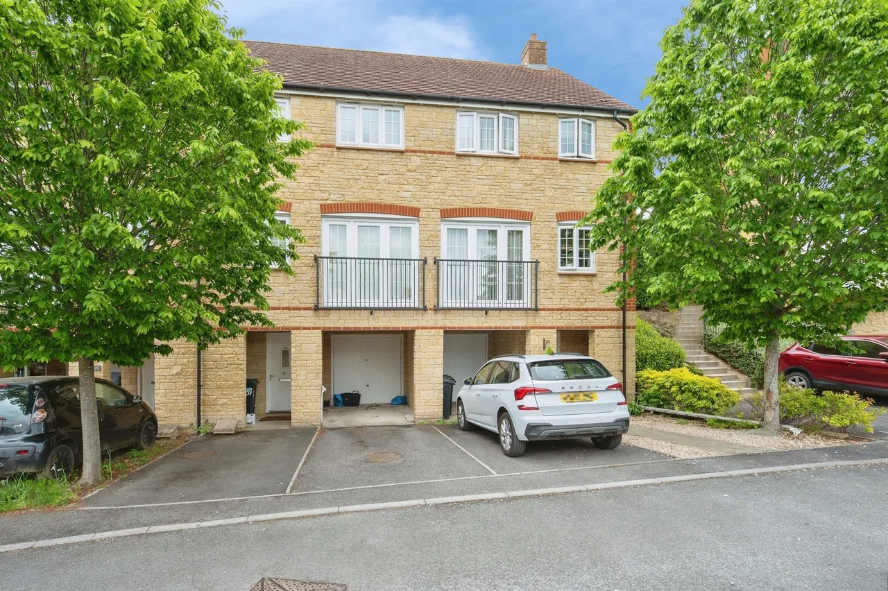 3 bed house for sale, Old Tannery Way, Milborne Port, DT9