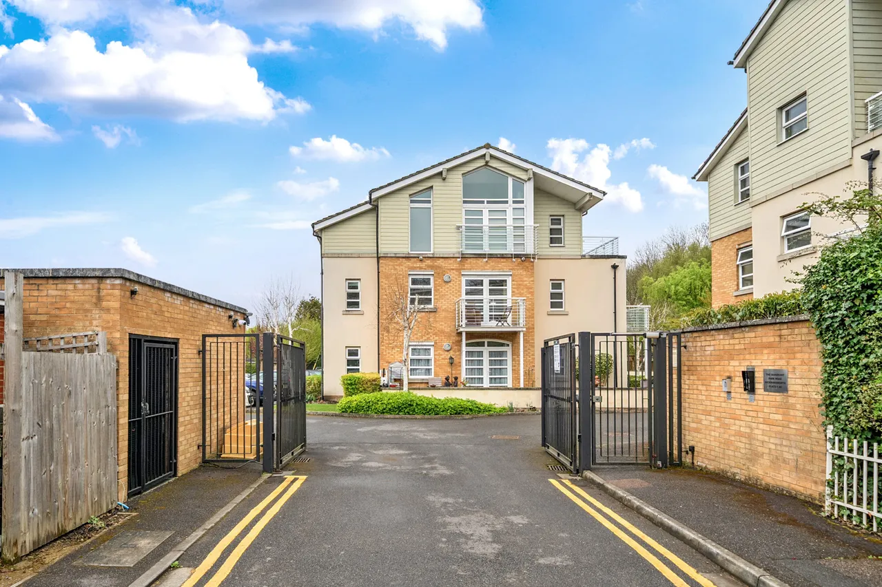 The Quadrant, Rickmansworth, WD3, photo 10