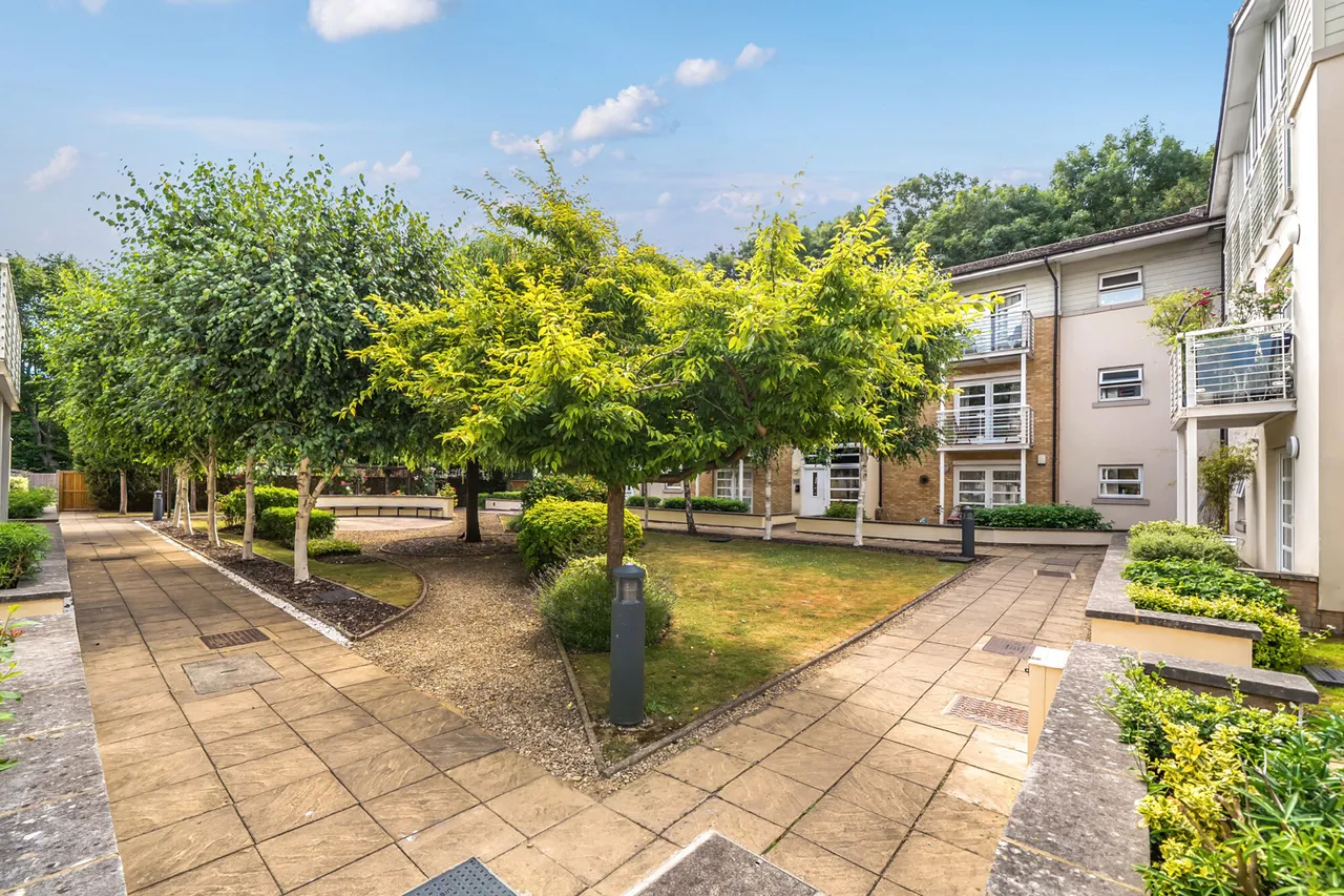 The Quadrant, Rickmansworth, WD3, photo 11
