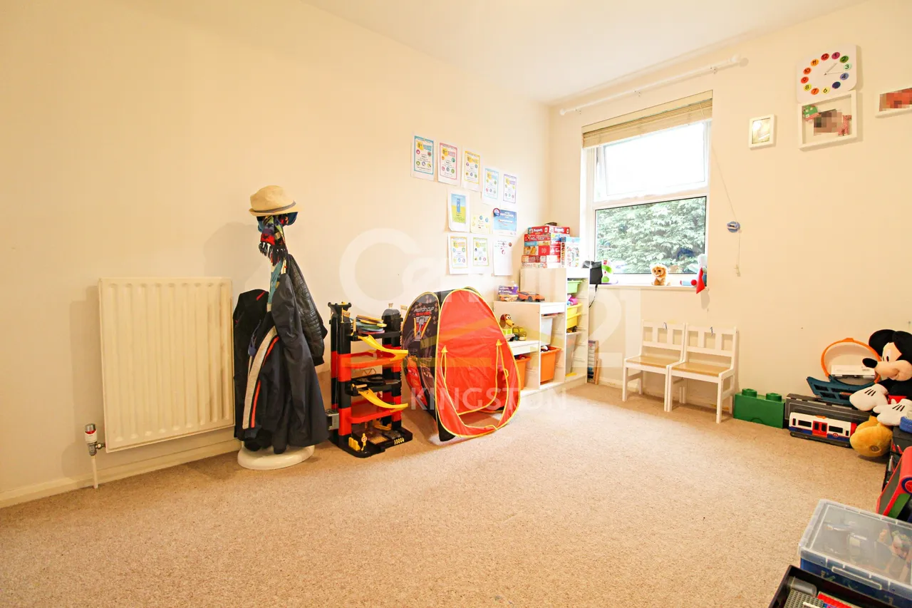 Northcliffe Close, Worcester Park, KT4, photo 12