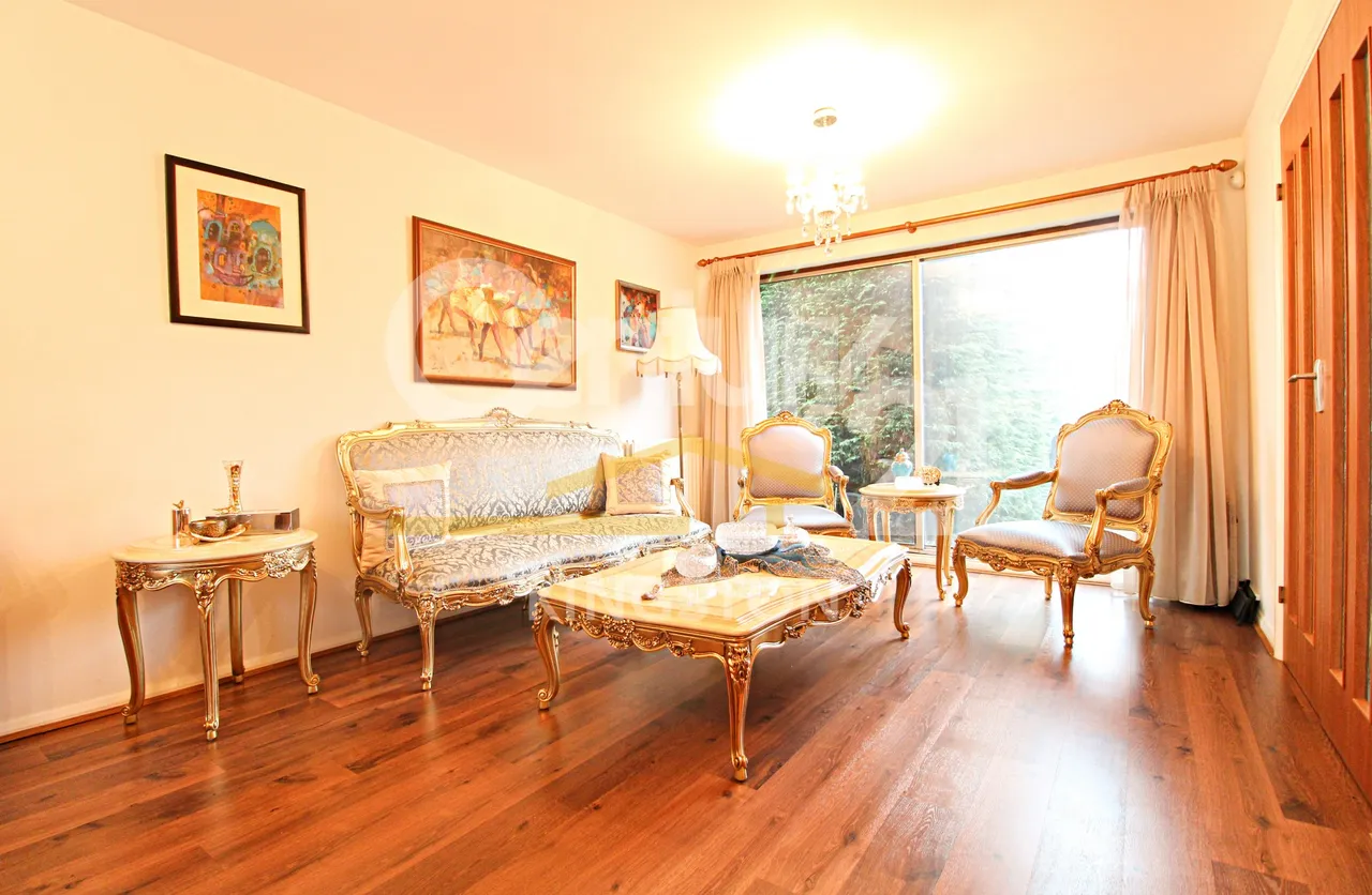 Northcliffe Close, Worcester Park, KT4, photo 4