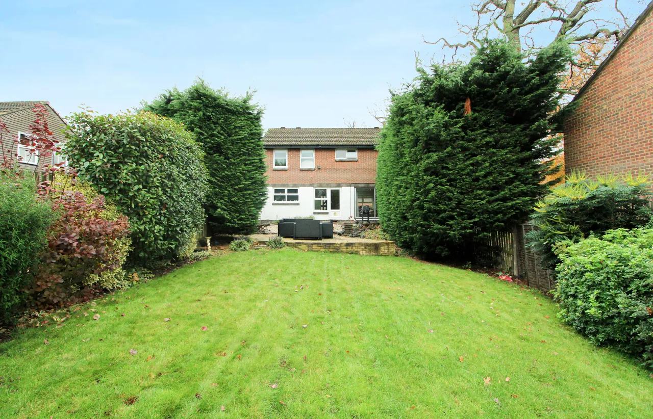 Northcliffe Close, Worcester Park, KT4, photo 18