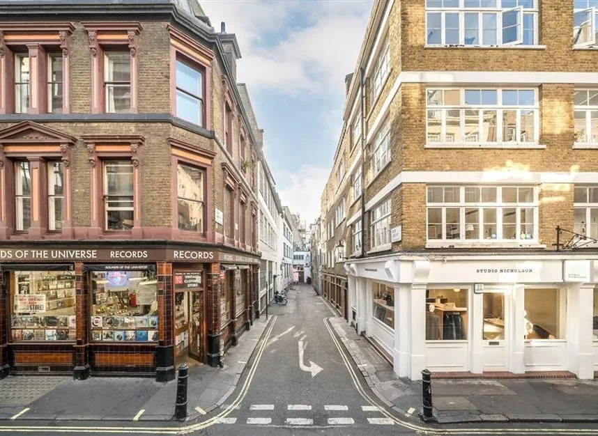 1 bed flat to rent, Berwick Street, Fitzrovia & Covent Garden, W1F