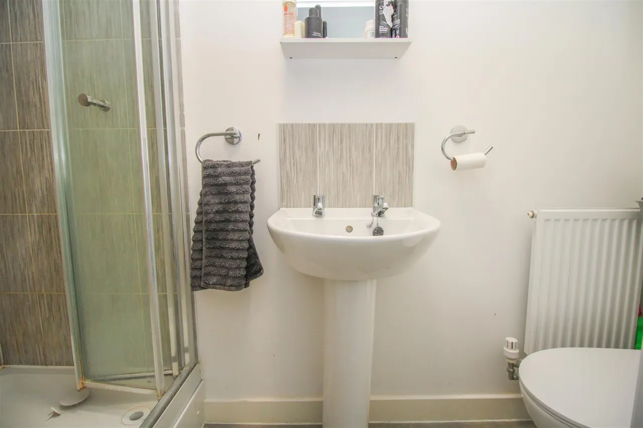 Juniper Road, Old Harlow, CM17, photo 9