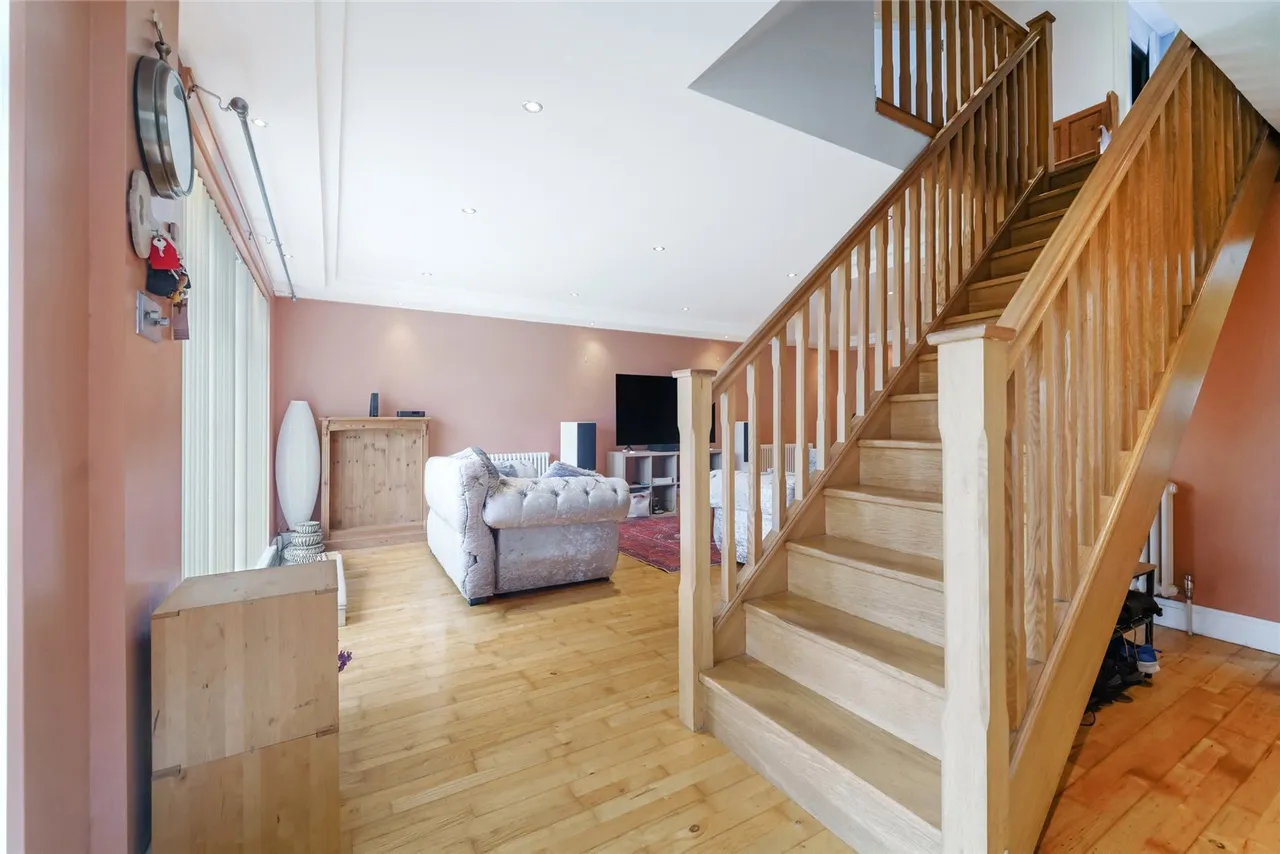 Colla Gardens, Bishopbriggs, Glasgow, East Dunbartonshire, G64, photo 2
