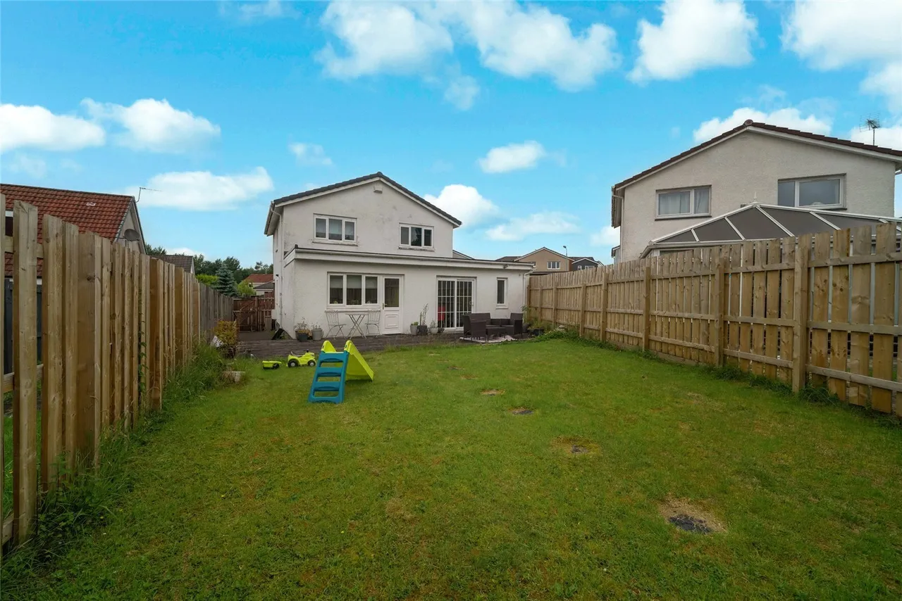 Colla Gardens, Bishopbriggs, Glasgow, East Dunbartonshire, G64, photo 18