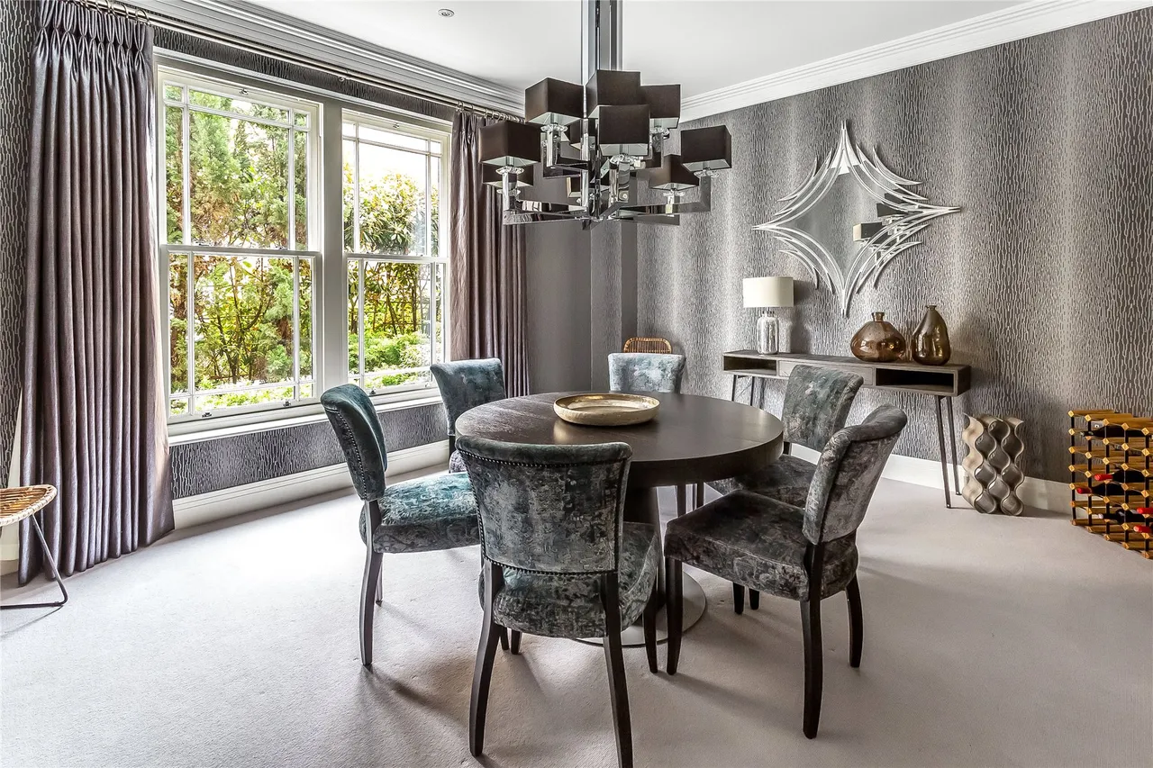 Adelaide Road, Walton-on-Thames, KT12, photo 4