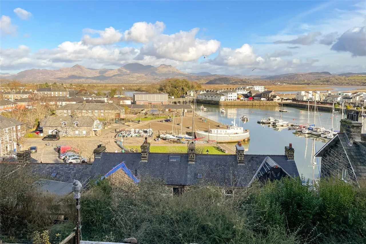 Roche Terrace, Porthmadog, LL49, photo 14