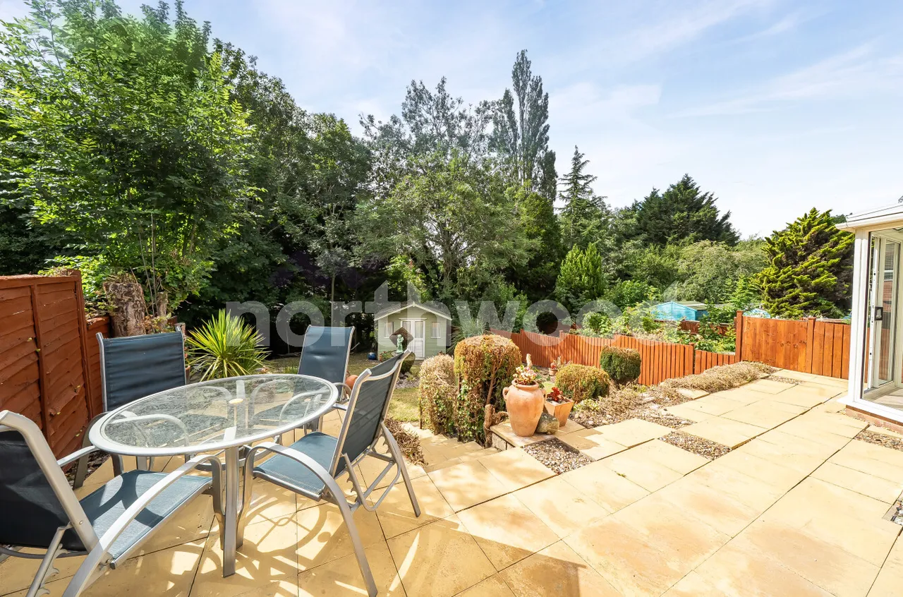 Broadway Grove, St Johns, WR2, photo 19