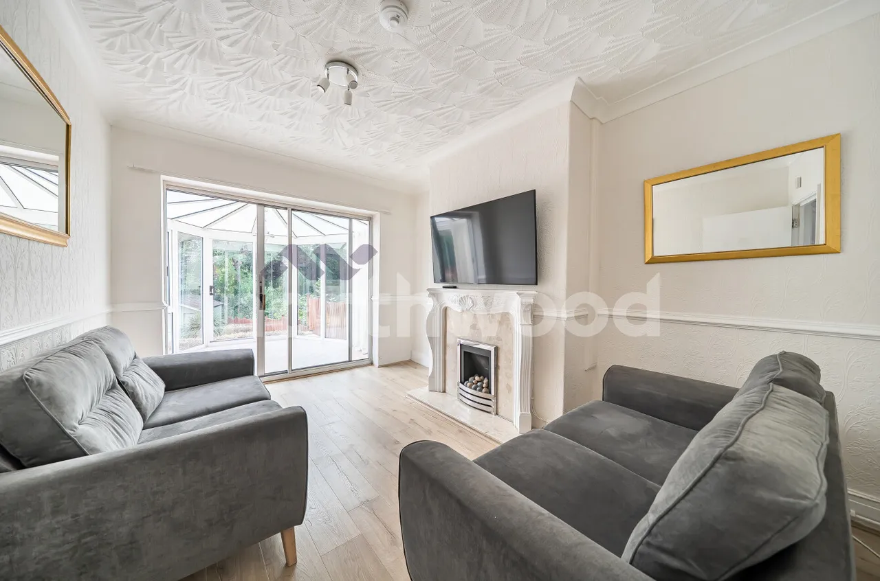 Broadway Grove, St Johns, WR2, photo 2