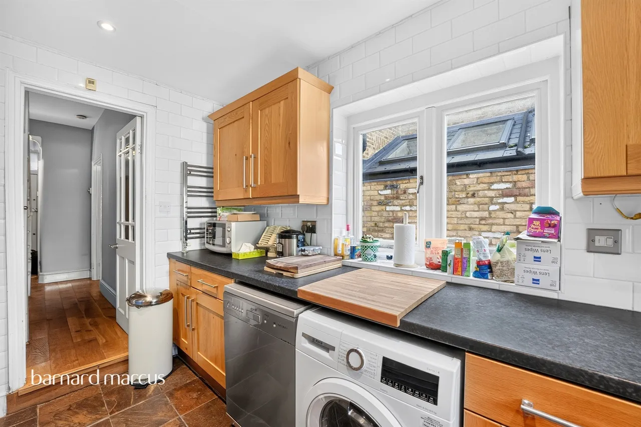 Sabine Road, London, SW11, photo 6