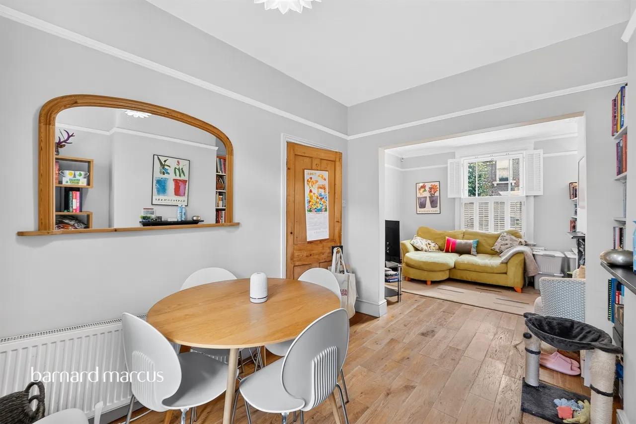 Sabine Road, London, SW11, photo 5