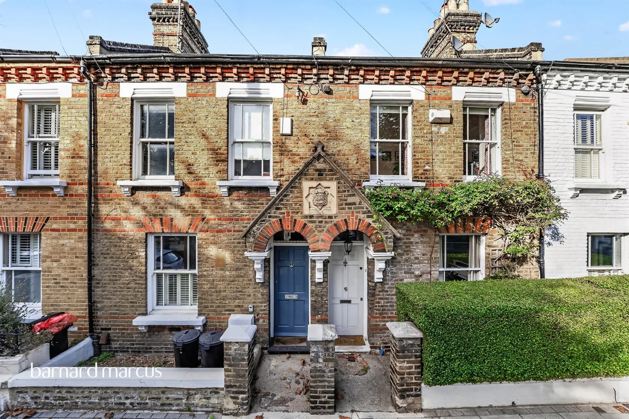Sabine Road, London, SW11, photo 2
