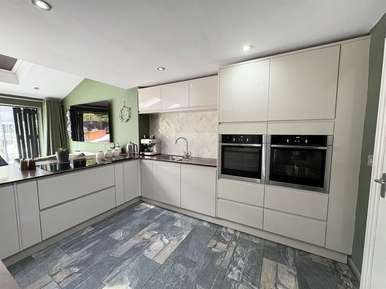 Sandringham Road, Coalville, photo 9