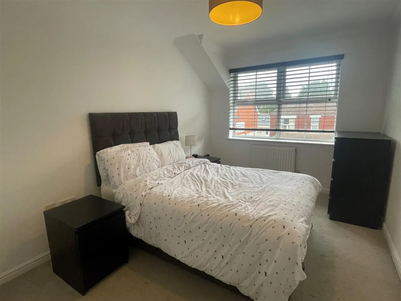 Balmoral Court, Farnborough, GU14, photo 6