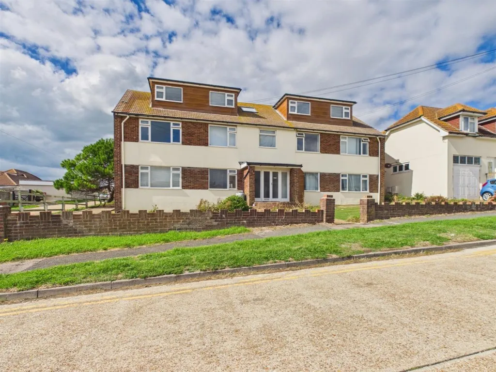 2 bed flat for sale, Steyning Avenue, Peacehaven, BN10