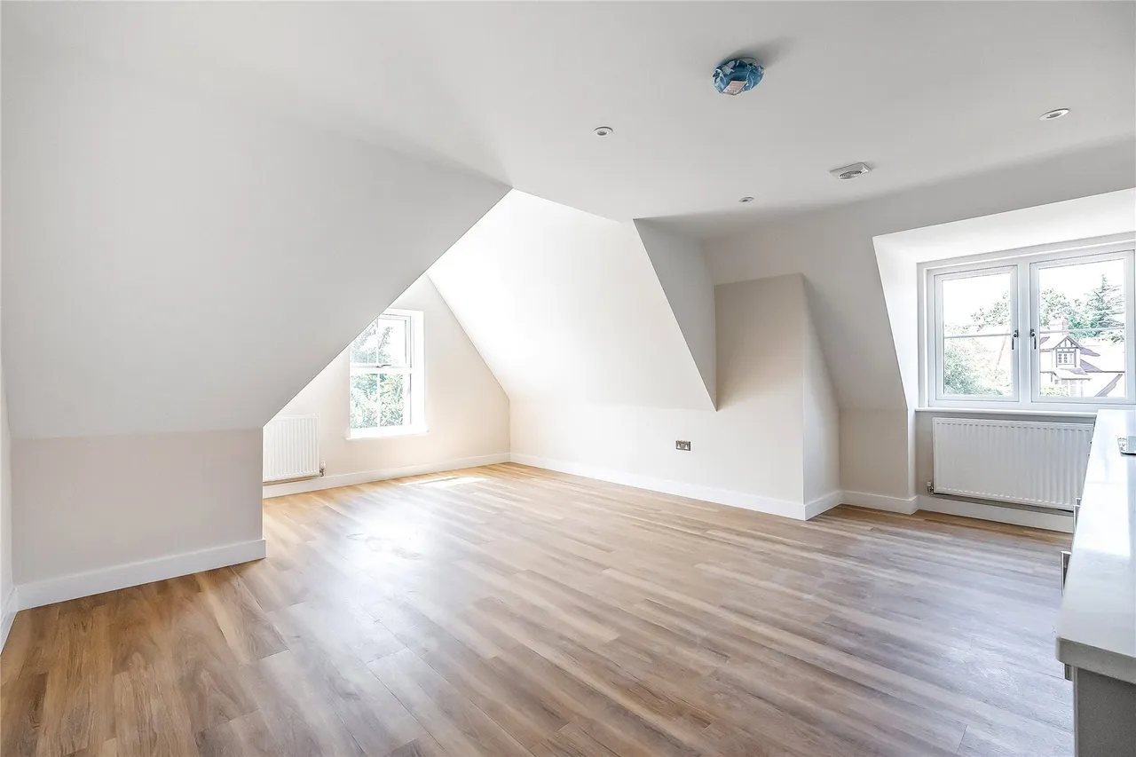 Guildford Road, Woking, GU22, photo 7