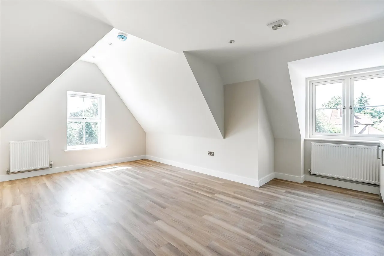 Guildford Road, Woking, GU22, photo 13