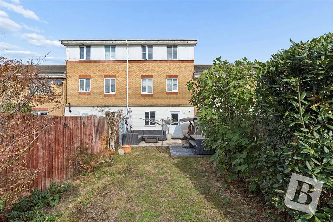 Bancroft Chase, Hornchurch, RM12, photo 20