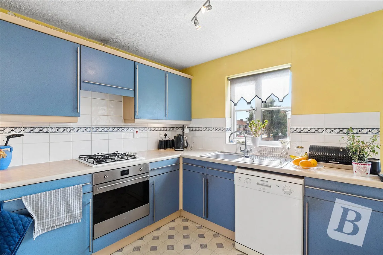 Bancroft Chase, Hornchurch, RM12, photo 8