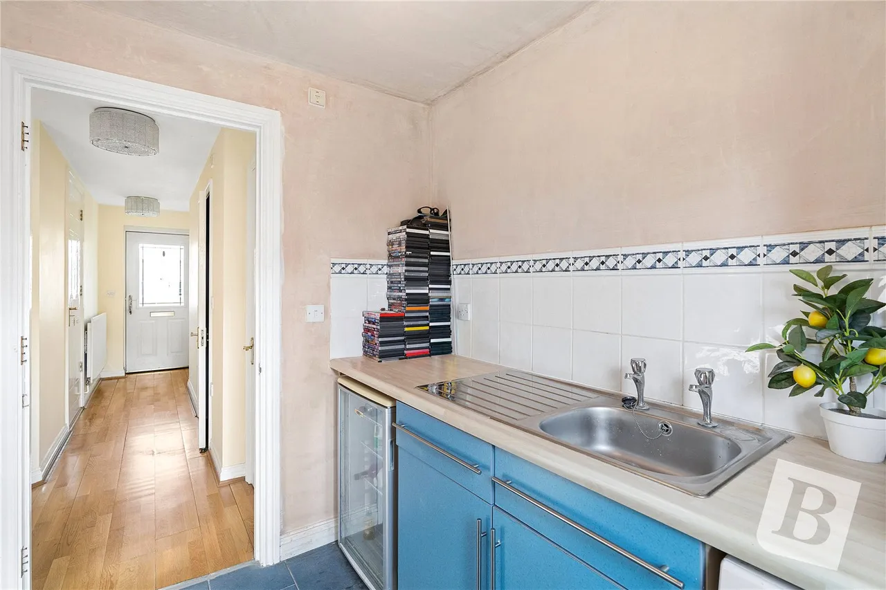 Bancroft Chase, Hornchurch, RM12, photo 4