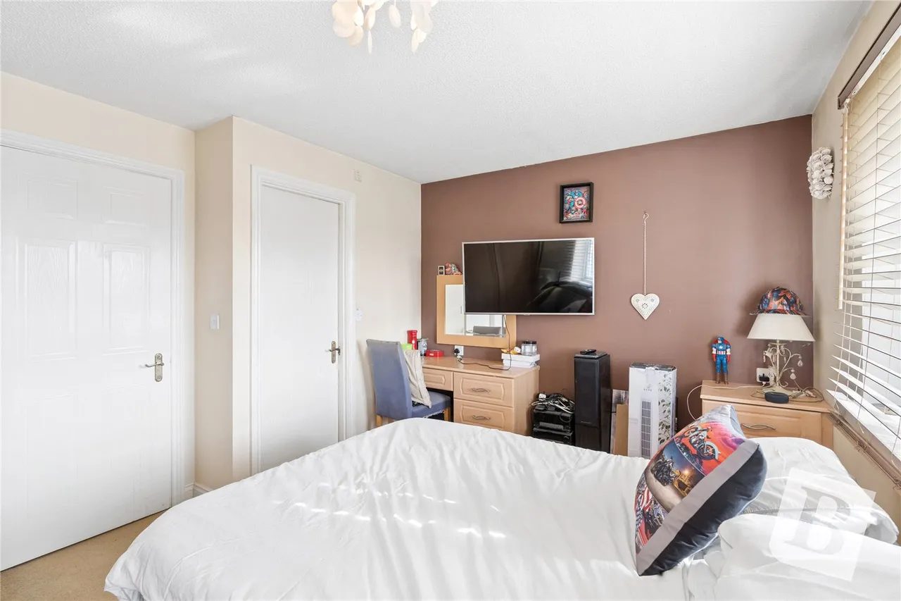 Bancroft Chase, Hornchurch, RM12, photo 17