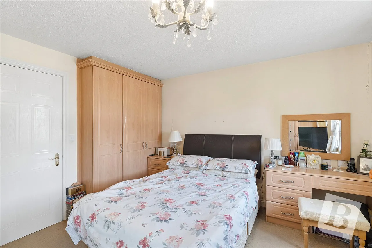 Bancroft Chase, Hornchurch, RM12, photo 18