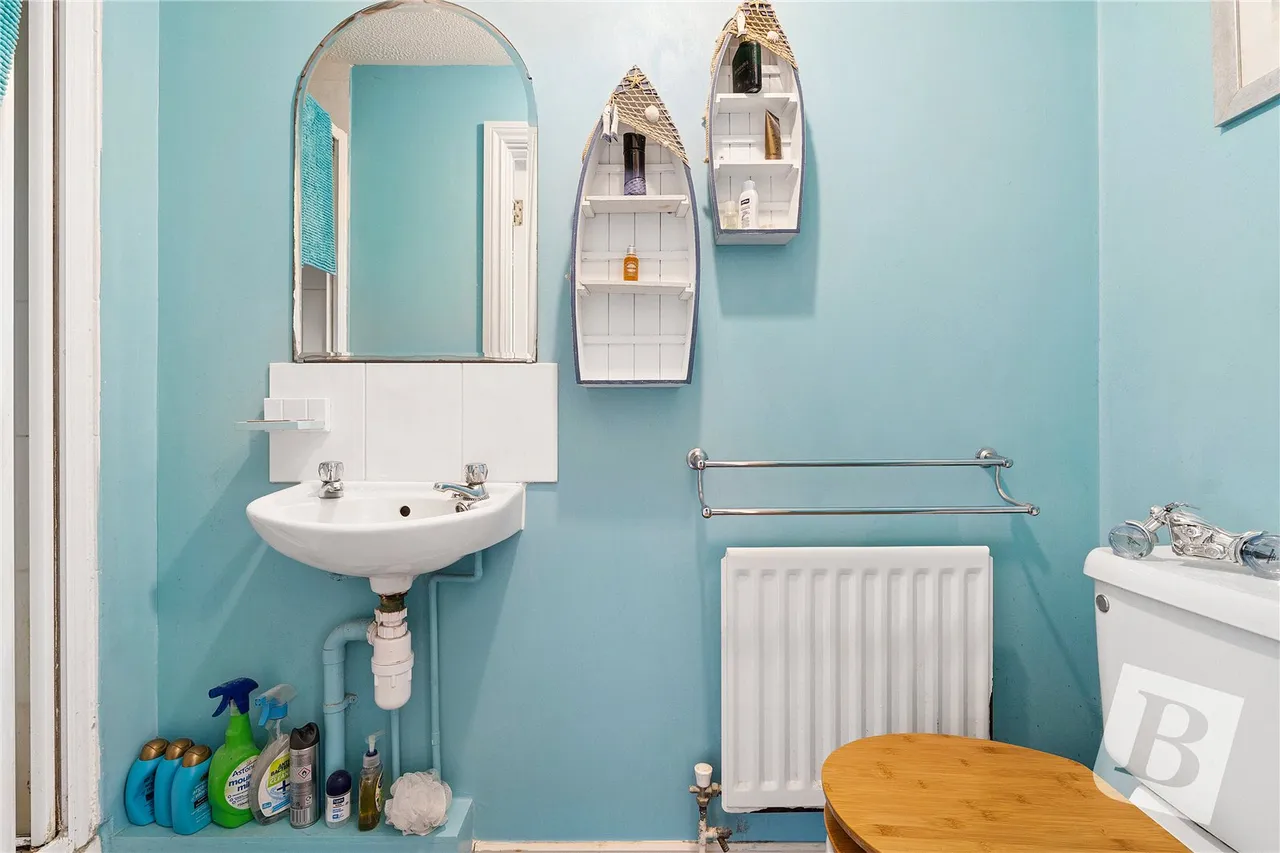 Bancroft Chase, Hornchurch, RM12, photo 6