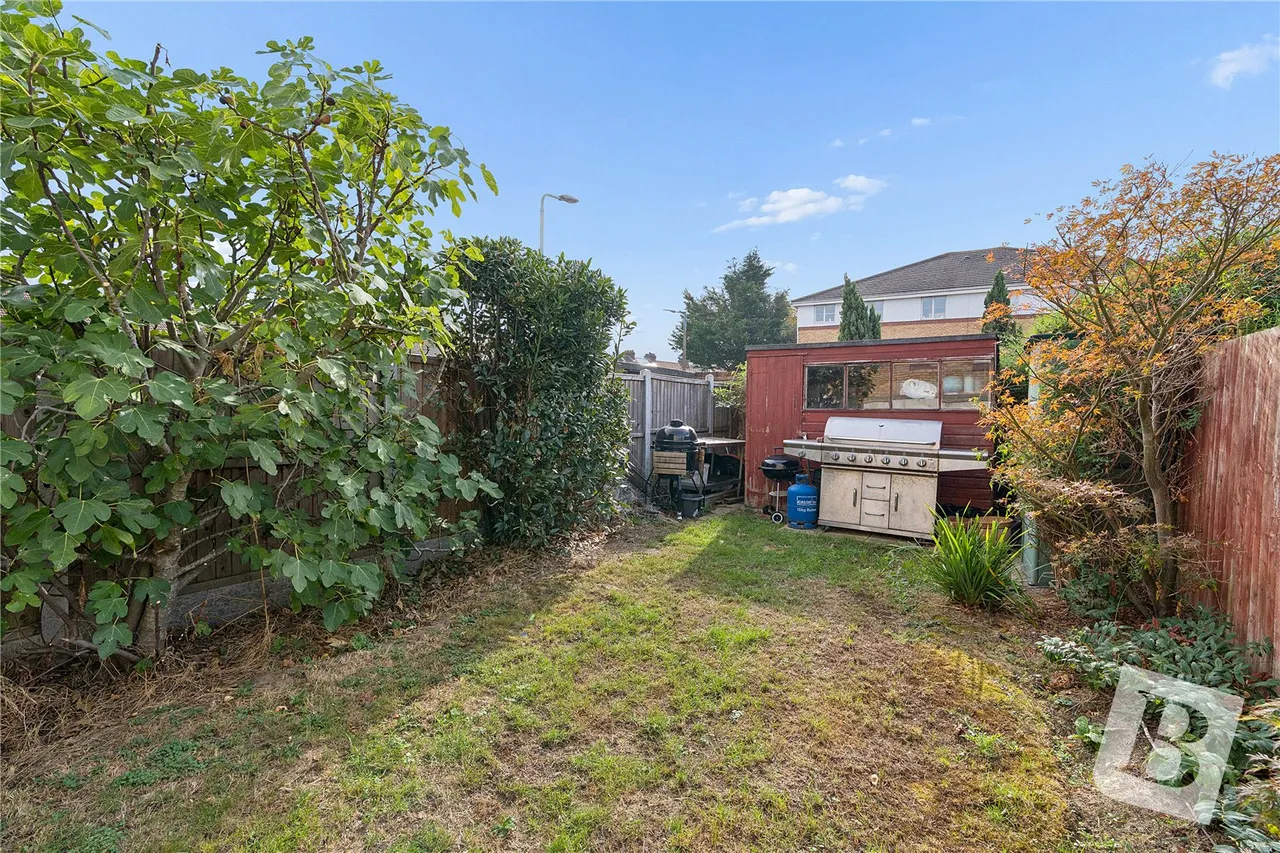 Bancroft Chase, Hornchurch, RM12, photo 19