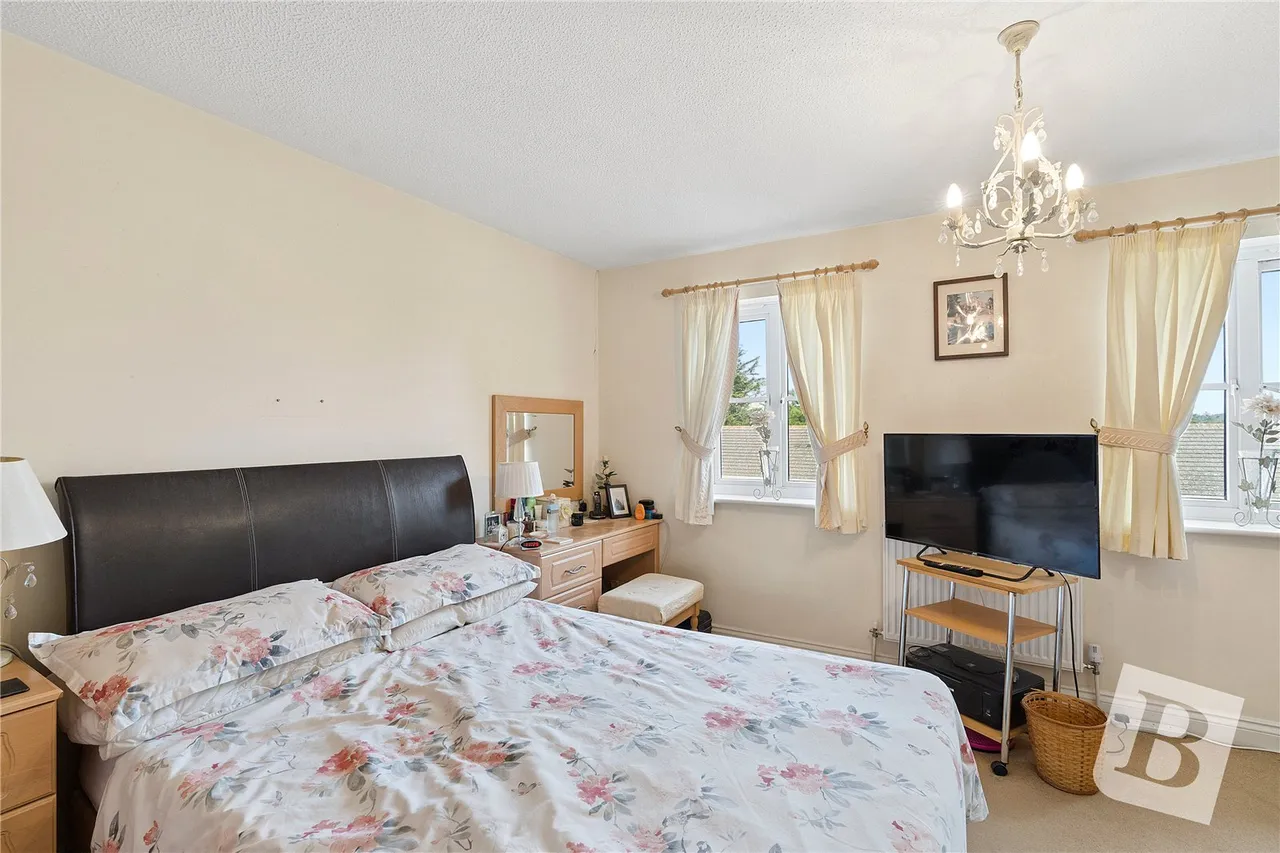 Bancroft Chase, Hornchurch, RM12, photo 13