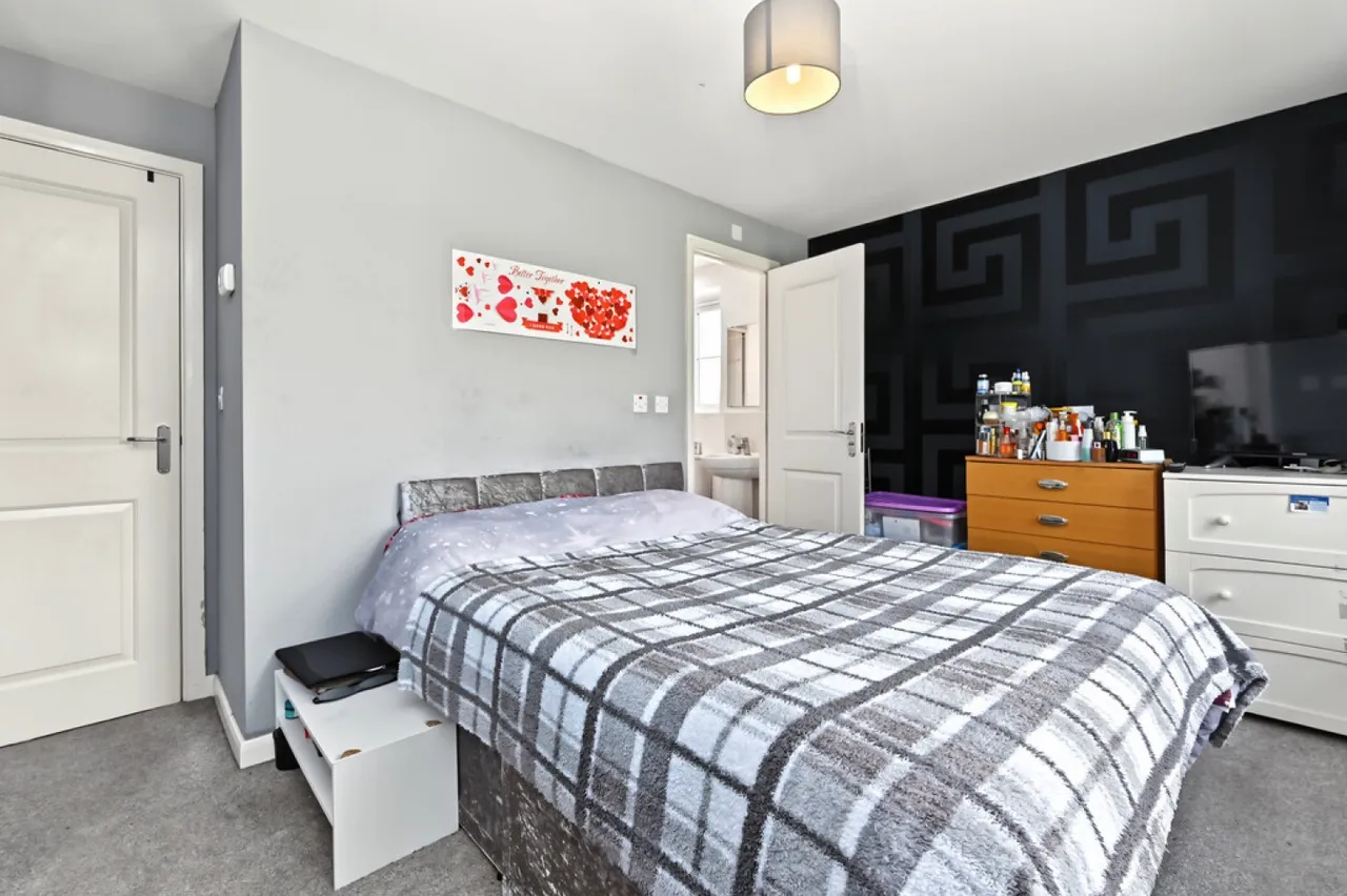Brookwood Drive, Meir, ST3, photo 6