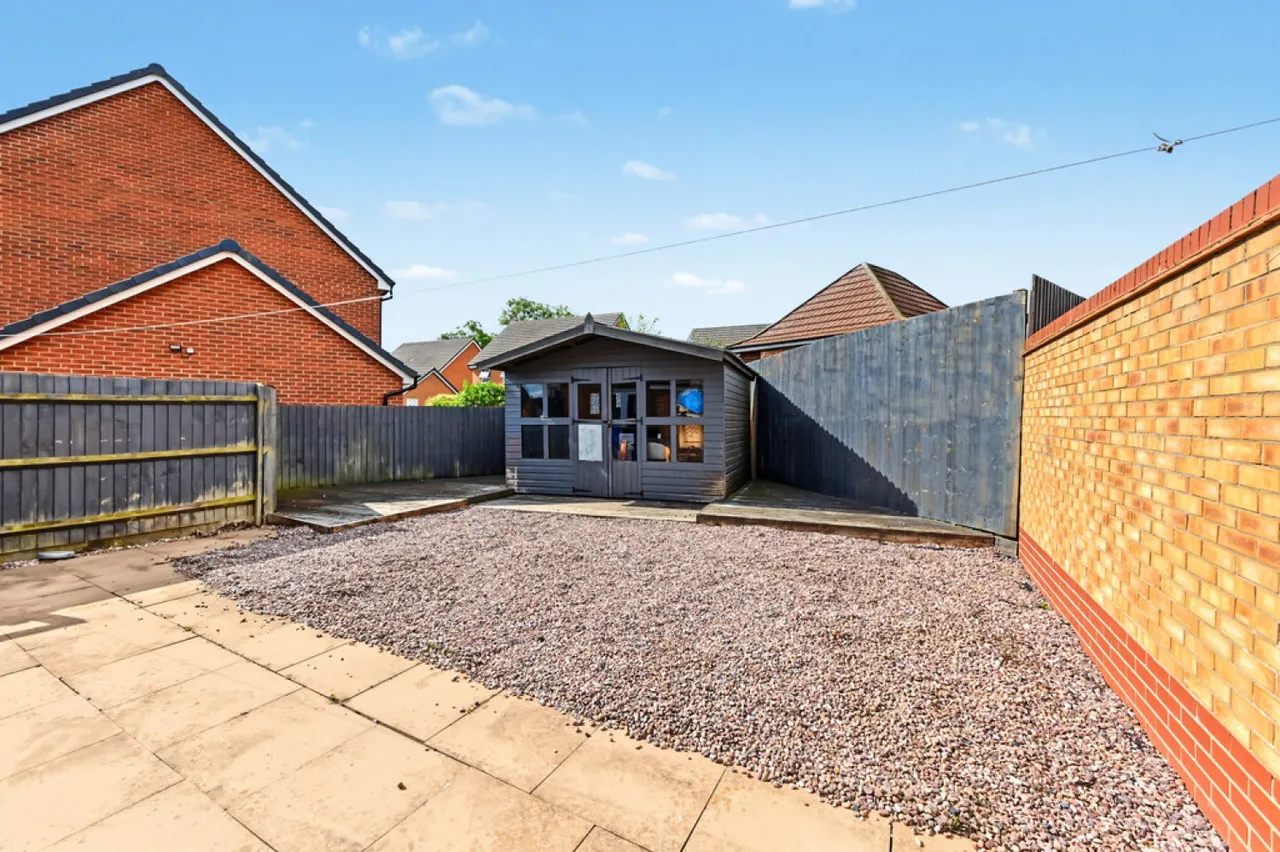 Brookwood Drive, Meir, ST3, photo 19