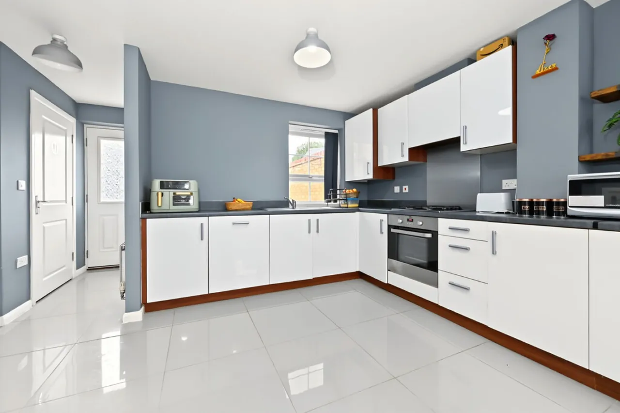 Brookwood Drive, Meir, ST3, photo 18