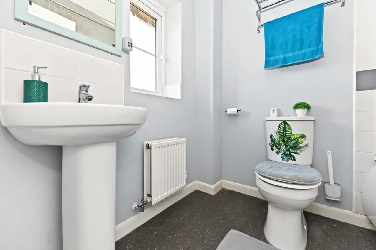 Brookwood Drive, Meir, ST3, photo 23