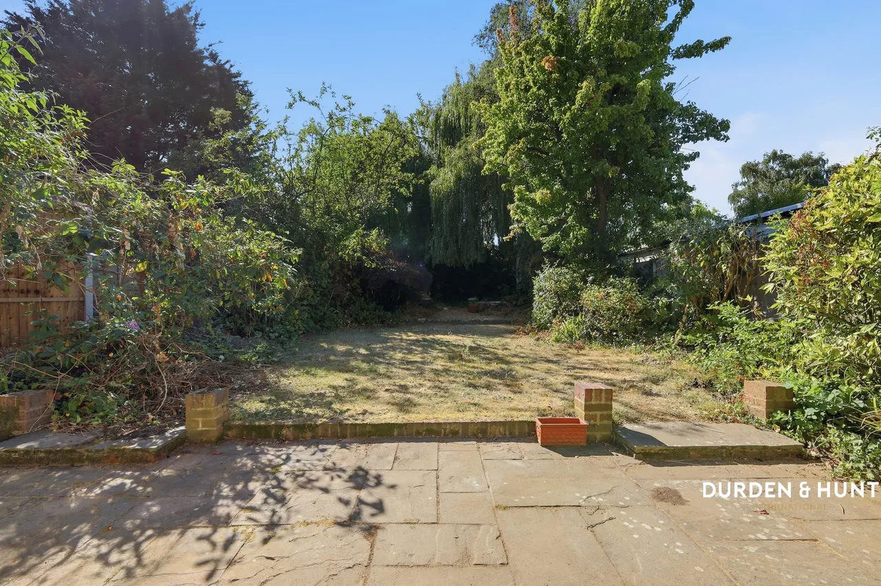 Lancaster Avenue, South Woodford, E18, photo 19