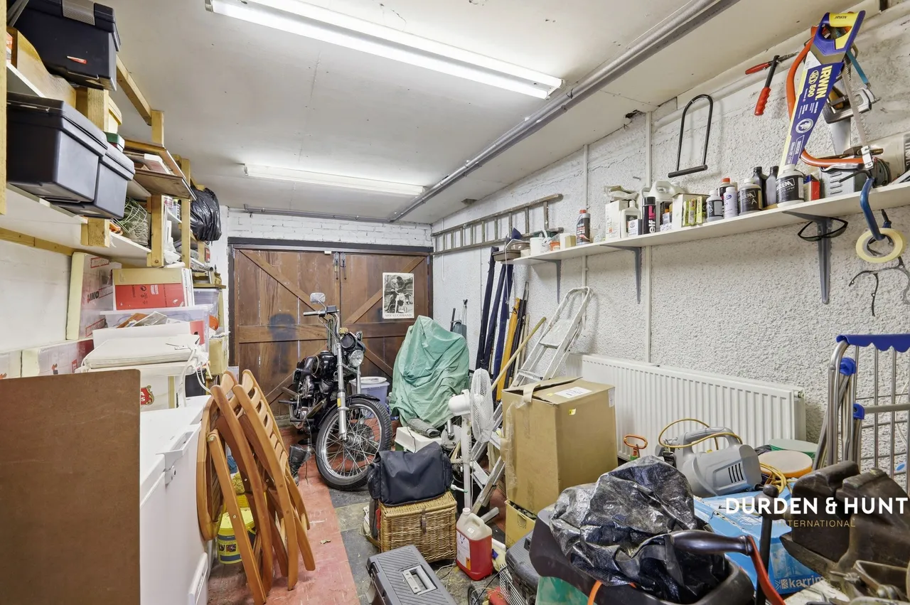 Lancaster Avenue, South Woodford, E18, photo 22