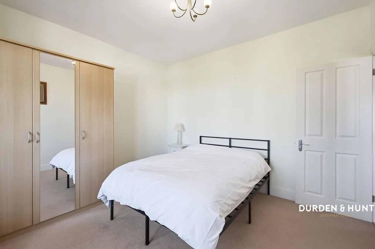 Lancaster Avenue, South Woodford, E18, photo 12