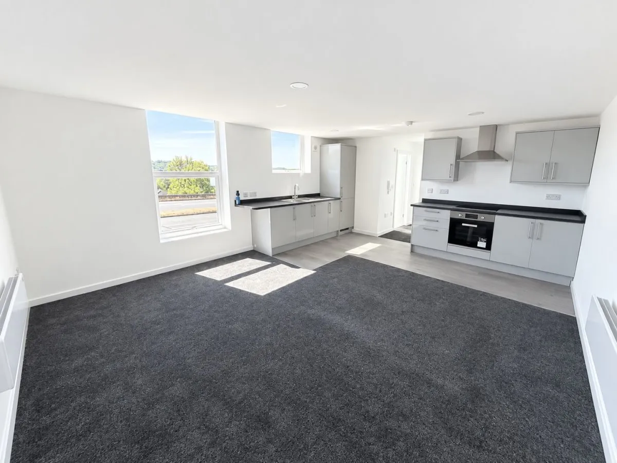 2 bed flat to rent, Bank Street, Mexborough