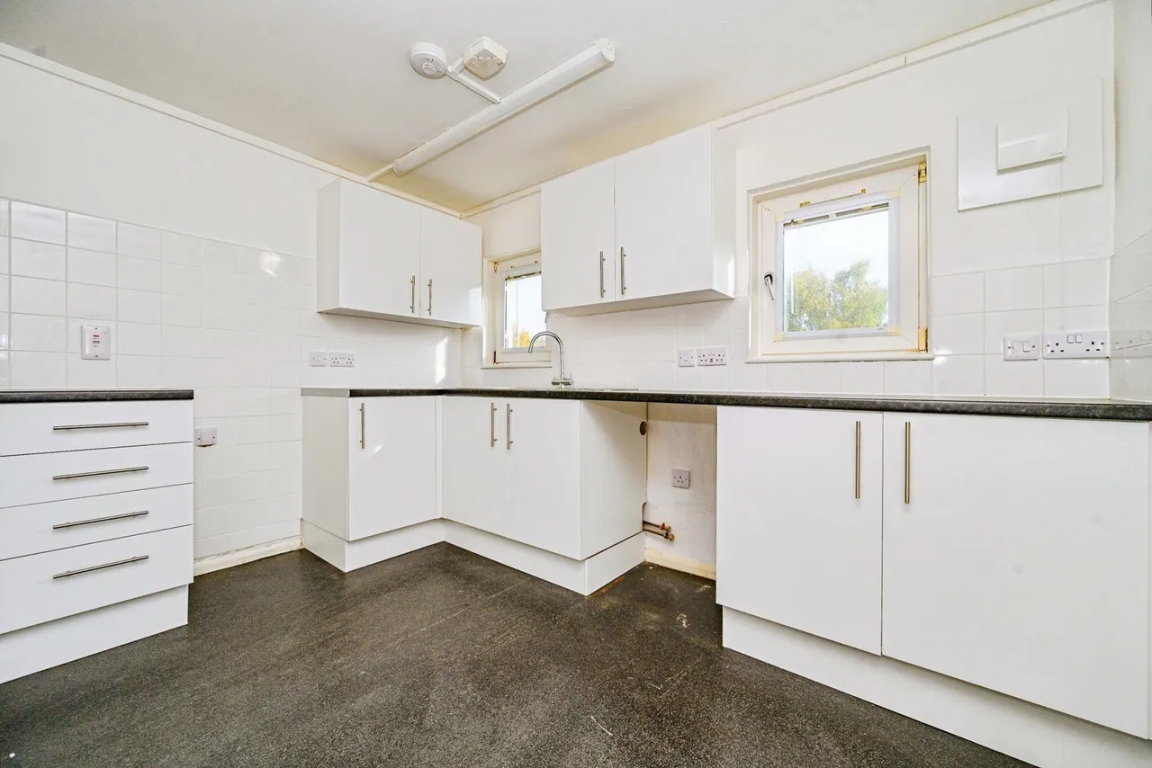 Harrowden Road, Luton, Bedfordshire, LU2, photo 6