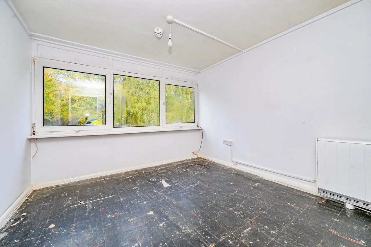 Harrowden Road, Luton, Bedfordshire, LU2, photo 3