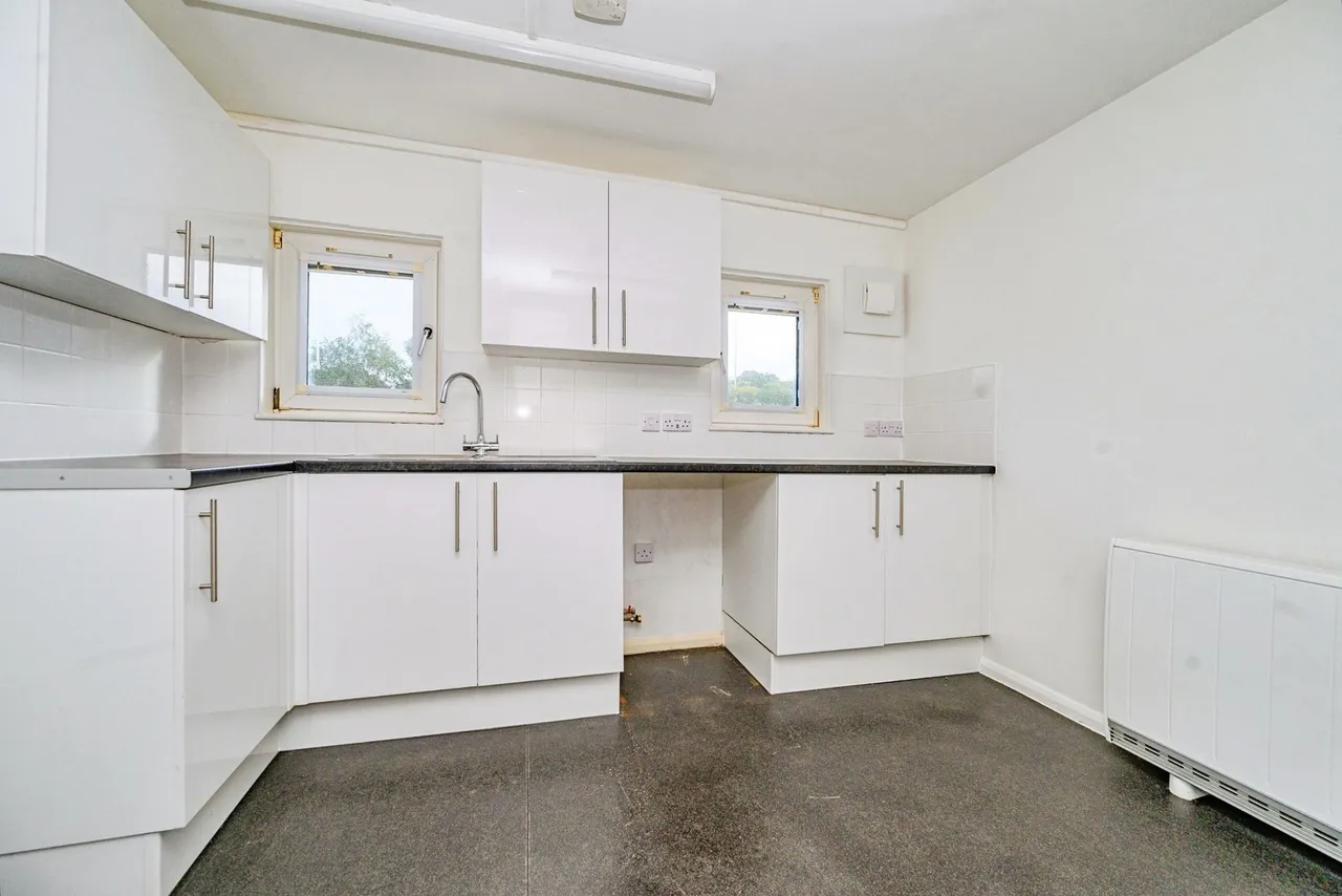 Harrowden Road, Luton, Bedfordshire, LU2, photo 7