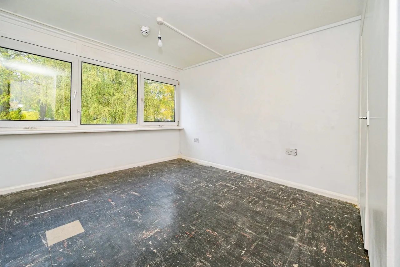 Harrowden Road, Luton, Bedfordshire, LU2, photo 5