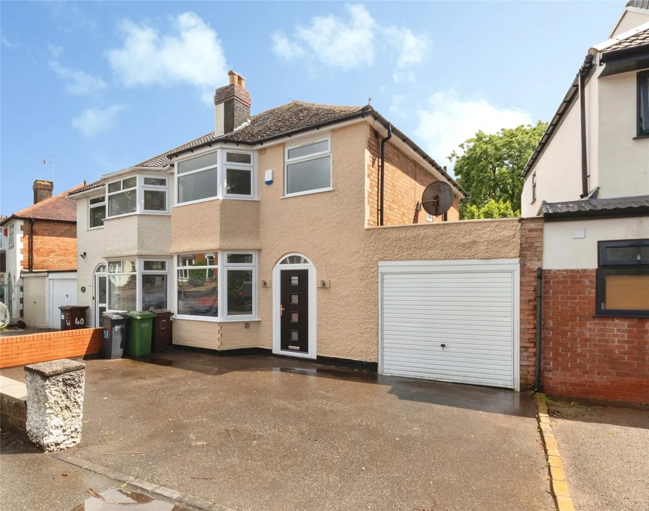 3 bed house for sale — Lyndon Road, Solihull, West Midlands, B92