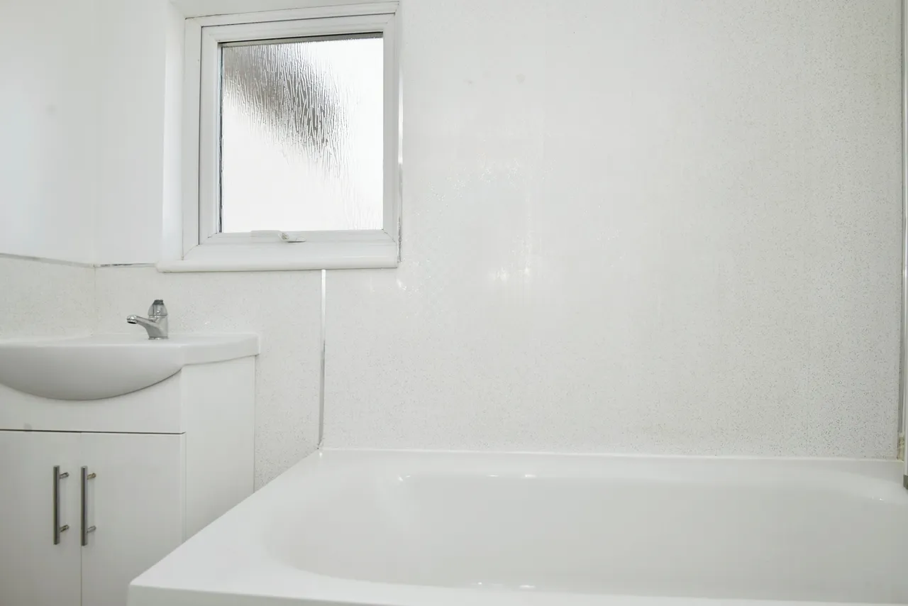Granville Road, Sheerness, ME12, photo 5