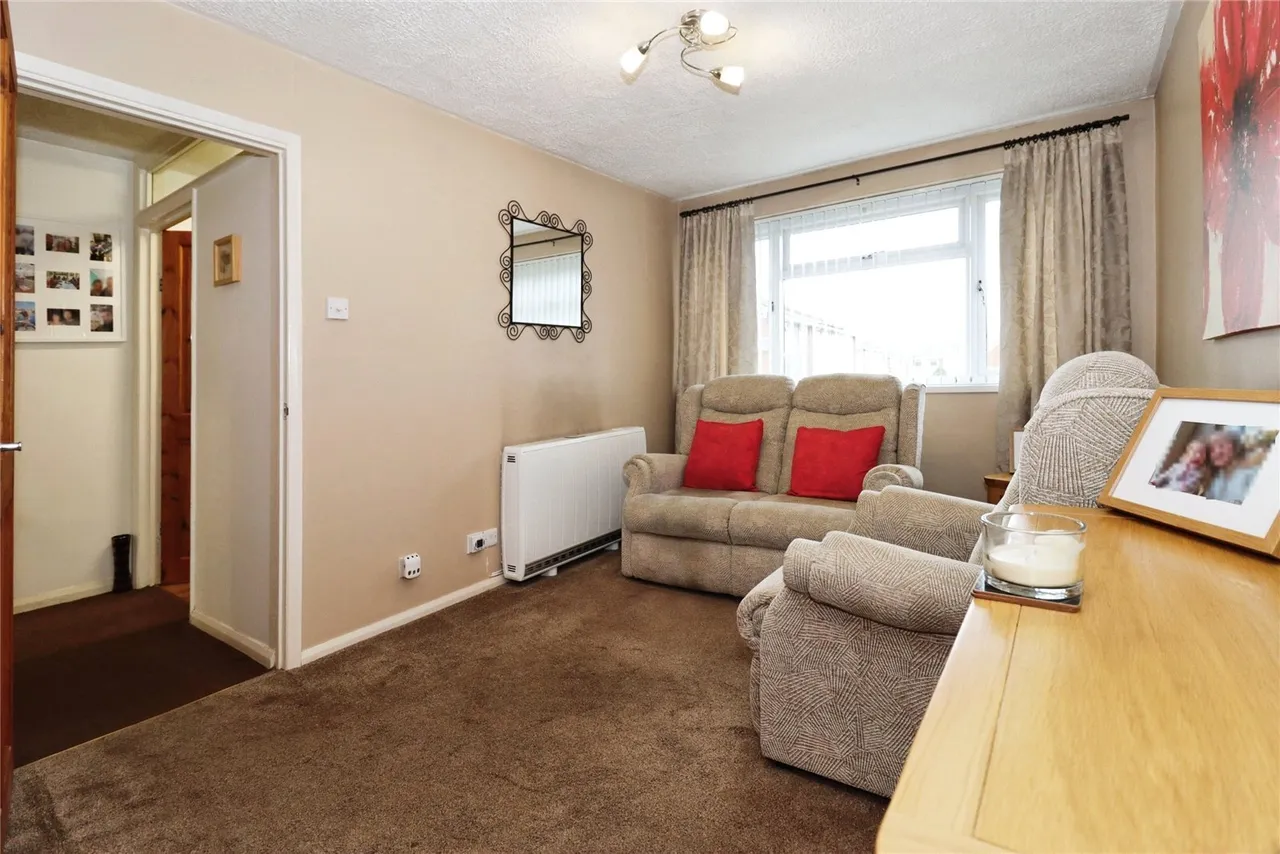 Badgeworth, BRISTOL, Avon, BS37, photo 3