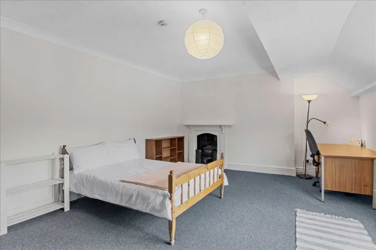 Chedworth Street, Plymouth, PL4, photo 13